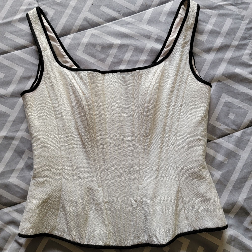 🔥SOLD🔥CHANEL | White Iconic Vntg Runway Spring 1993 White/ Black Corset Cami T - Picture 16 of 16